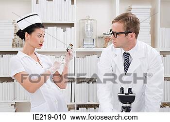 infermiera-dottore_~IE219-010.jpg
