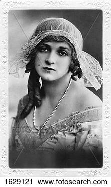 gladys cooper twin