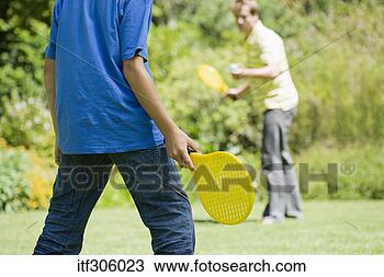 Banco de Imagem - pai,  tocando, 
 jogo. fotosearch 
- busca de fotos, 
imagens e clipart
