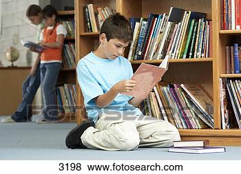 [Image: boy-10-12-kneeling_~3198.jpg]