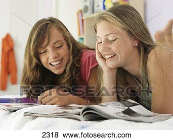 http://comps.fotosearch.com/comp/JCE/JCE141/two-teenage-girls_~2318.jpg