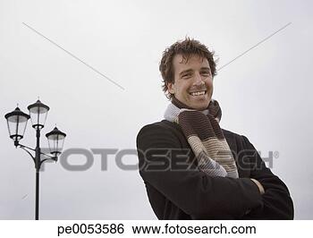 Banco de Imagem - homem,  boardwalk, 
 praia. fotosearch 
- busca de fotos, 
imagens e clipart
