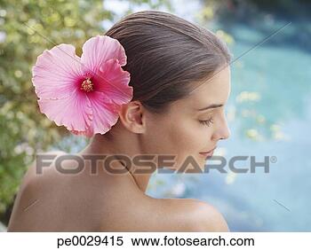 Banco de Imagem - mulher,  flor, 
 dela,  cabelo. 
fotosearch - busca 
de fotos, imagens 
e clipart