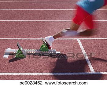 Banco de Imagem - corredor,  início, 
 linha,  pista. 
fotosearch - busca 
de fotos, imagens 
e clipart