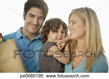 Banco de Imagem - par,  ao ar livre, 
 jovem,  menina, 
 mercearia,  saco. 
fotosearch - busca 
de fotos, imagens 
e clipart