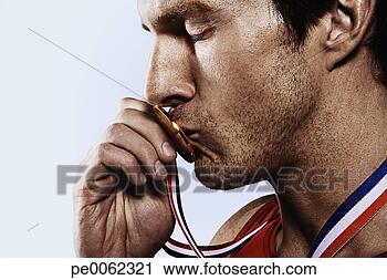 Arquivo de Fotografia - athete,  ouro, 
 medalha. fotosearch 
- busca de fotos, 
imagens e clipart