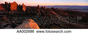 Stock Photo - sandstone fins 
at arches national 
park. fotosearch 
- search stock 
photos, pictures, 
images, and photo 
clipart