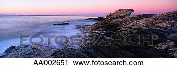 Stock Photography - waves meeting 
the rocks at pemaquid 
point, maine. 
fotosearch - search 
stock photos, 
pictures, images, 
and photo clipart