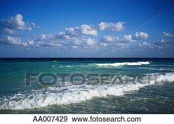 Stock Photograph - pacific ocean. 
fotosearch - search 
stock photos, 
pictures, images, 
and photo clipart