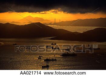 Stock Photo - south china sea 
at twilight. fotosearch 
- search stock 
photos, pictures, 
images, and photo 
clipart
