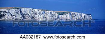 Picture - the white cliffs 
of dover, dover, 
england. fotosearch 
- search stock 
photos, pictures, 
images, and photo 
clipart