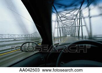 Stock Photo - car crossing bay 
bridge, maryland. 
fotosearch - search 
stock photos, 
pictures, images, 
and photo clipart