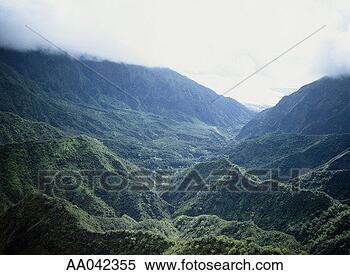 Stock Image - iao valley, maui. 
fotosearch - search 
stock photos, 
pictures, images, 
and photo clipart