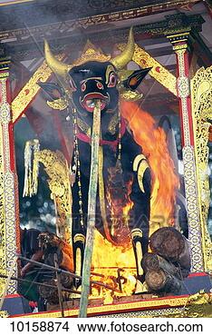 Stock Photo - bali, indonesia, 
cremation ceremony. 
fotosearch - search 
stock photos, 
pictures, images, 
and photo clipart