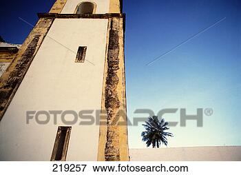 Picture - detail effect 
of building in 
recife, brazil. 
fotosearch - search 
stock photos, 
pictures, images, 
and photo clipart