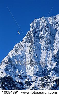 Stock Photography - mount paterson 
in canadian rocky 
mountains. fotosearch 
- search stock 
photos, pictures, 
images, and photo 
clipart