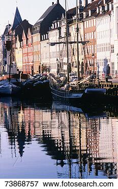 Picture - denmark, copenhagen, 
nyhaven canal. 
fotosearch - search 
stock photos, 
pictures, images, 
and photo clipart