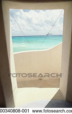 Stock Photography - mexico, playa 
del carmen, caribbean 
sea, cruise ship 
in distance. fotosearch 
- search stock 
photos, pictures, 
images, and photo 
clipart