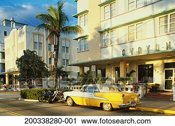 Stock Photography - usa, florida, 
miami, south beach 
street scene. 
fotosearch - search 
stock photos, 
pictures, images, 
and photo clipart