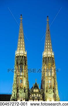 Stock Photography - austria, wein, 
vienna, votivkirche, 
dusk. fotosearch 
- search stock 
photos, pictures, 
images, and photo 
clipart