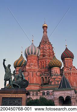 Stock Photography - russia, moscow, 
red square, st 
basil's cathedral, 
dawn. fotosearch 
- search stock 
photos, pictures, 
images, and photo 
clipart