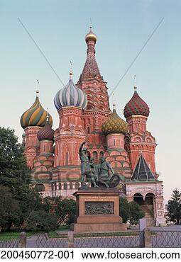 Stock Photography - russia, moscow, 
red square, st 
basil's cathedral, 
dawn. fotosearch 
- search stock 
photos, pictures, 
images, and photo 
clipart