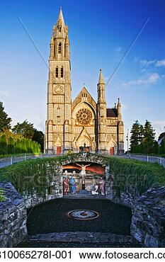Stock Photography - ireland, roscommon, 
sacred heart church. 
fotosearch - search 
stock photos, 
pictures, images, 
and photo clipart