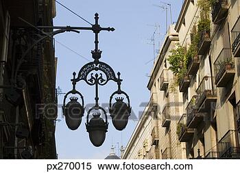 Banco de Imagem - ornate,  predios, 
 streetlight, 
 barcelona,  espanha. 
fotosearch - busca 
de fotos, imagens 
e clipart