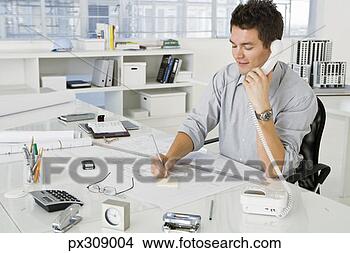 Banco de Imagem - arquiteta,  telefone, 
 enquanto,  escrita, 
 notepad. fotosearch 
- busca de fotos, 
imagens e clipart