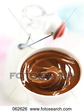 Banco de Imagem - chocolate,  leite, 
 geleia. fotosearch 
- busca de fotos, 
imagens e clipart