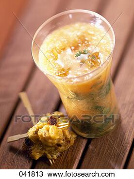 Stock Photo - iced vegetable 
juice. fotosearch 
- search stock 
photos, pictures, 
images, and photo 
clipart
