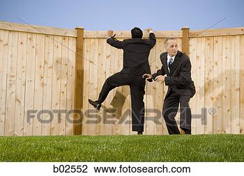 Hazır Fotoğraf - ucuz,  açi,  yayinlama, 
 iki,  işadamları, 
 oynama,  çim. 
fotosearch - foto, 
resim, görüntü 
ve foto klipart 
ara