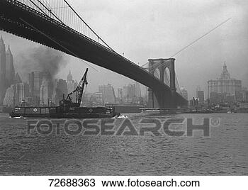 Stock Photo - brooklyn bridge 
and manhattan 
skyline, new york 
city, usa, (b&w). 
fotosearch - search 
stock photos, 
pictures, images, 
and photo clipart