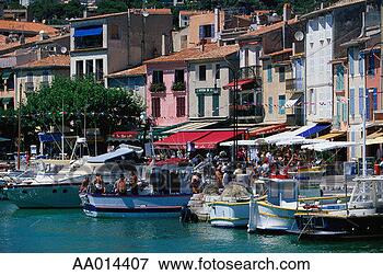 Picture - waterfront in 
cassis. fotosearch 
- search stock 
photos, pictures, 
images, and photo 
clipart