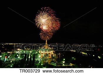 Stock Photograph - fireworks display. 
fotosearch - search 
stock photos, 
pictures, images, 
and photo clipart