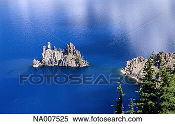 Stock Image - rock island at 
crater lake. fotosearch 
- search stock 
photos, pictures, 
images, and photo 
clipart
