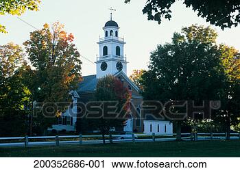 Arquivo de Fotografia - cidade,  corredor, 
 queda,  haverhill, 
 nh,  eua. fotosearch 
- busca de fotos, 
imagens e clipart