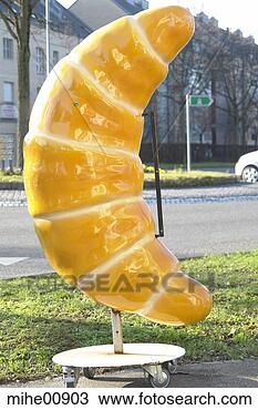 Stock Photo - clucks, croissants, 
embankment, decoys, 
entices, woos. 
fotosearch - search 
stock photos, 
pictures, images, 
and photo clipart