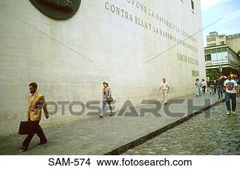 Stock Photo - people by simon 
bolivar monument 
caracas venezuela. 
fotosearch - search 
stock photos, 
pictures, images, 
and photo clipart