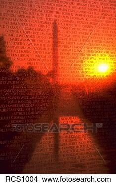 Stock Photo - silhouette of 
the washington 
monument and the 
sunrise reflected 
on. fotosearch 
- search stock 
photos, pictures, 
images, and photo 
clipart