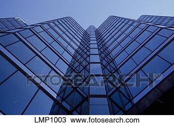 Stock Photo - looking up at 
modern archiceture 
exterior of buildings 
in financial. 
fotosearch - search 
stock photos, 
pictures, images, 
and photo clipart