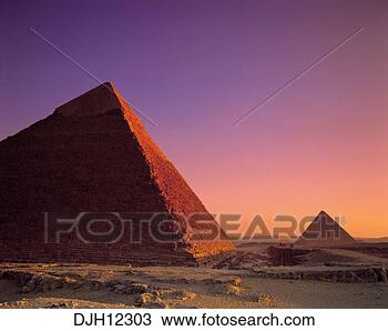 Stock Photo - the pyramids of 
chephren and mycerinus 
in giza, cairo, 
egypt. fotosearch 
- search stock 
photos, pictures, 
images, and photo 
clipart