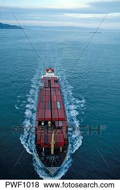 Stock Photo - aerial view of 
a loaded container 
ship heading out 
of san francisco. 
fotosearch - search 
stock photos, 
pictures, images, 
and photo clipart