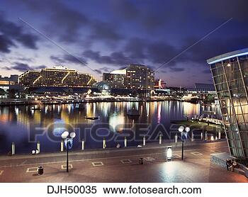 Stock Image - sydney, darling 
harbour. fotosearch 
- search stock 
photos, pictures, 
images, and photo 
clipart