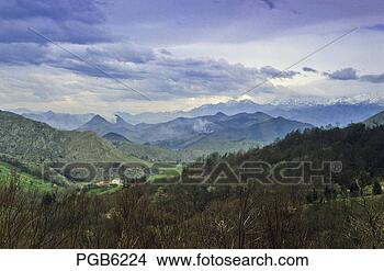 Stock Photo - spain cantabria 
cordillera asturias 
 winter. fotosearch 
- search stock 
photos, pictures, 
images, and photo 
clipart