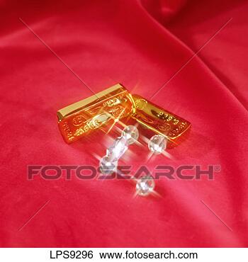 Stock Photo - sgm62624 gold 
ingots and diamonds 
on garnet velvet. 
fotosearch - search 
stock photos, 
pictures, images, 
and photo clipart
