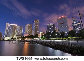 Stock Image - downtown miaimi 
business district 
along biscayne 
bay at dawn. fotosearch 
- search stock 
photos, pictures, 
images, and photo 
clipart