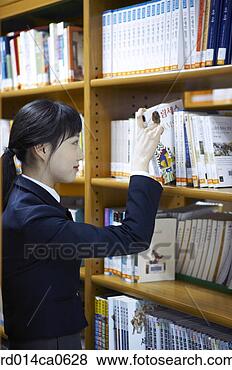 Banco de Imagem - escola,  uniforme, 
 sala aula,  educação, 
 dia,  biblioteca, 
 asiático. fotosearch 
- busca de fotos, 
imagens e clipart