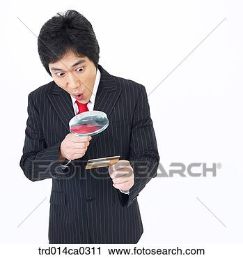 Arquivo de Fotografia - observação,  menino, 
 surpresa,  objeto, 
 magnifier. fotosearch 
- busca de fotos, 
imagens e clipart