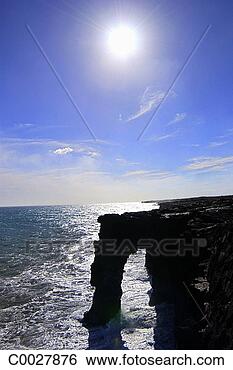 Stock Photo - lens flare, ocean, 
rock, scenic, 
sun, hawaii, outdoors. 
fotosearch - search 
stock photos, 
pictures, images, 
and photo clipart